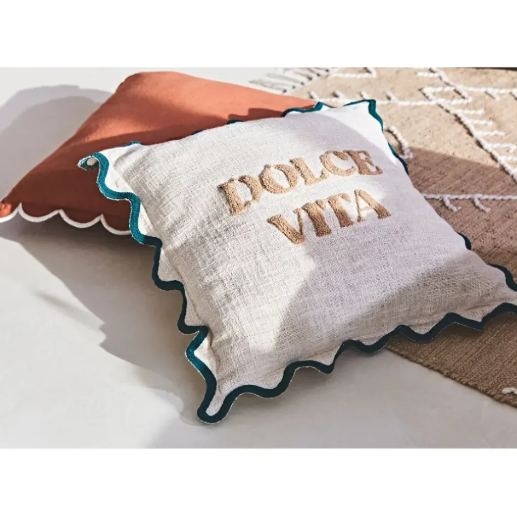 Fabrique de Styles Housse de coussin brodée dolce vita en coton beige et émeraude 45x45cm - Lumi* Coussins Et Housses