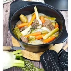 Fabrique de Styles L'incroyable Cocotte graphite d24cm avec poignée couronne* Plats Et Appareils De Cuisson