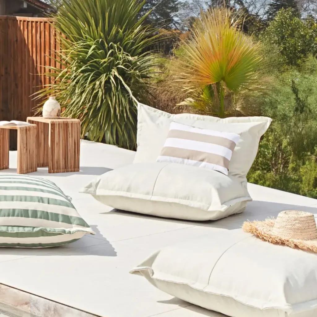 Fabrique de Styles Pouf d'extérieur en tissu écru 95x95cm - Sola*Enfant Chaises, Fauteuils|Jardin
